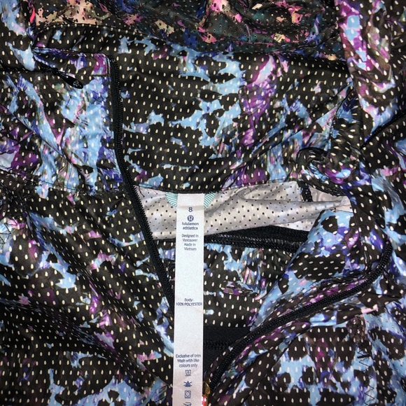 Lululemon Jacket - Picture 3 of 8
